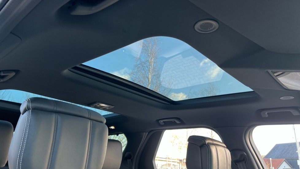 Used Land Rover Discovery 2023 for sale - 76851154: Photo 21