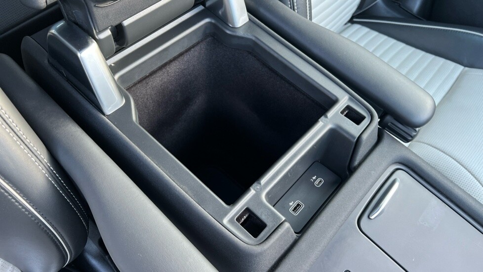 Used Land Rover Discovery 2023 for sale - 76851154: Photo 47