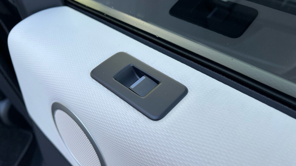 Used Land Rover Discovery 2023 for sale - 76851154: Photo 49