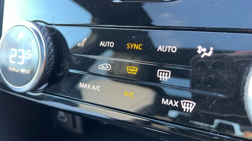 Used Land Rover Discovery 2023 for sale - 76851154: Photo 70