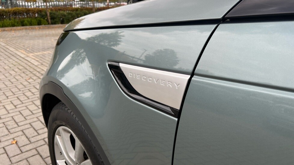 Used Land Rover Discovery 2017 for sale - 76273006: Photo 20