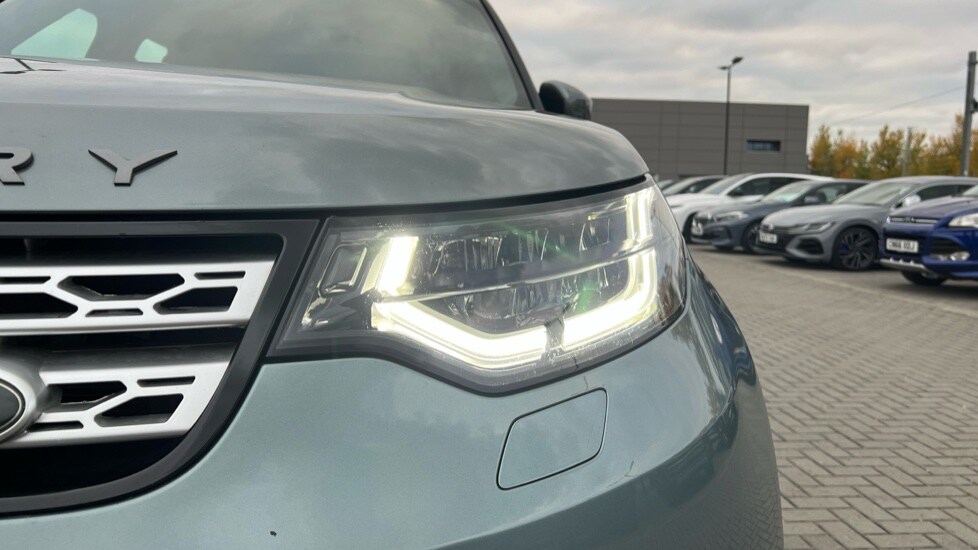 Used Land Rover Discovery 2017 for sale - 76273006: Photo 36
