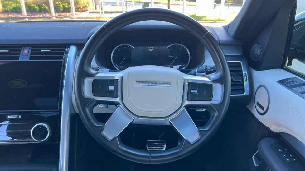 Used Land Rover Discovery 2023 for sale - 76894574: Photo 15