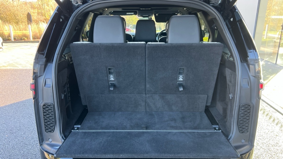 Used Land Rover Discovery 2023 for sale - 76894574: Photo 36