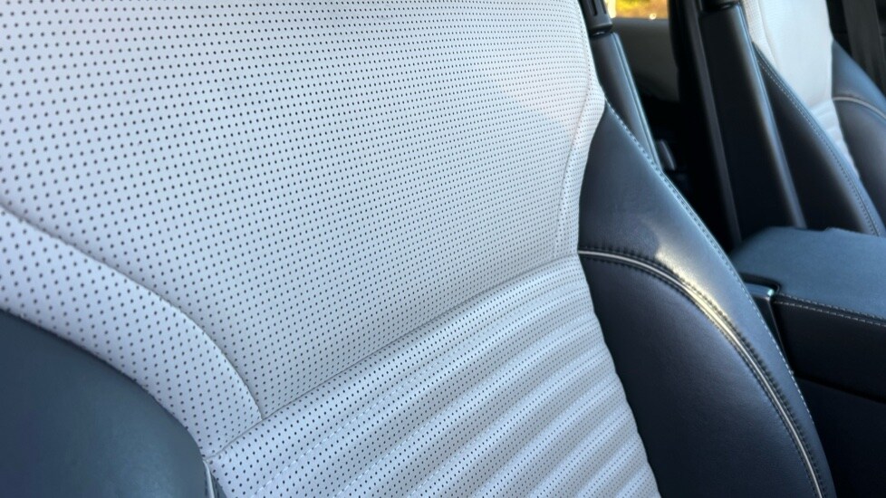 Used Land Rover Discovery 2023 for sale - 76894574: Photo 40