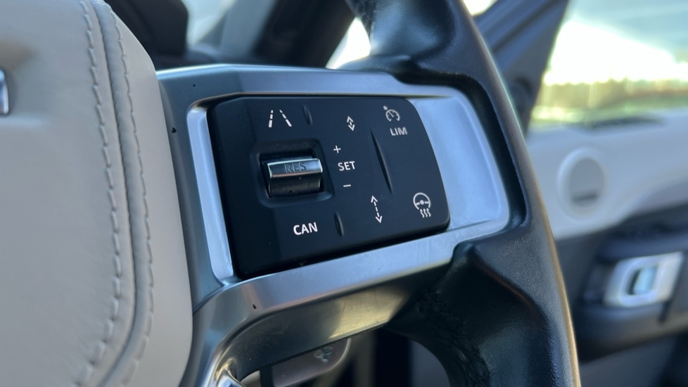 Used Land Rover Discovery 2023 for sale - 76894574: Photo 46