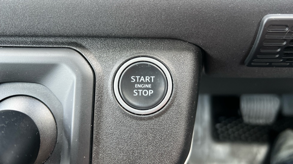 Used Land Rover Defender 2022 for sale - 76140060: Photo 62