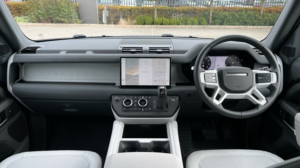 Used Land Rover Defender 2025 for sale - 76139986: Photo 9