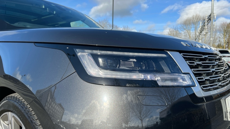 Used Land Rover Range Rover 2024 for sale - 76540049: Photo 17