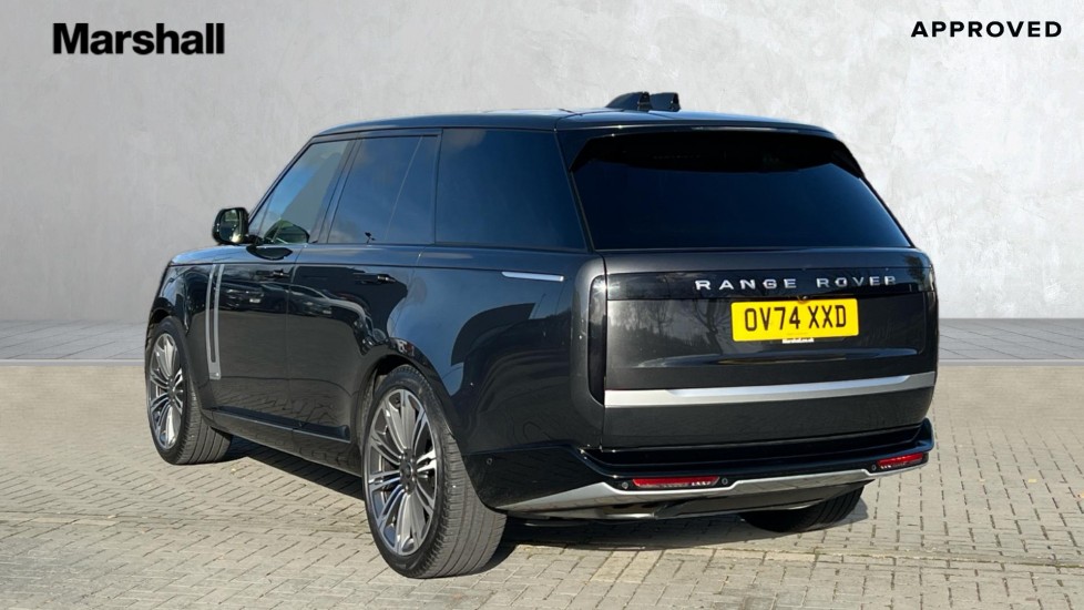 Used Land Rover Range Rover 2024 for sale - 76540049: Photo 2