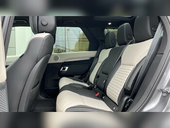 Used Land Rover Discovery 2024 for sale - 76914958: Photo