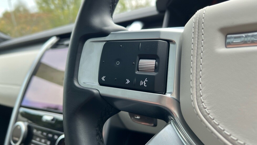 Used Land Rover Discovery 2024 for sale - 76914958: Photo 58