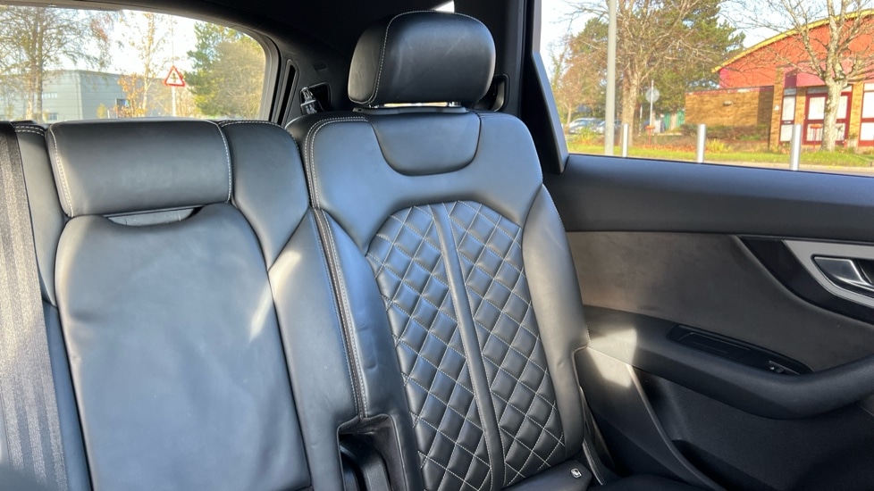 Used Audi Q7 2018 for sale - 76901210: Photo 36