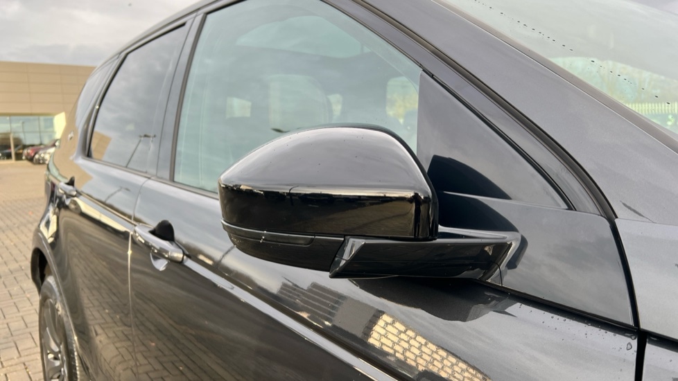 Used Land Rover Discovery Sport 2023 for sale - 76881917: Photo 23