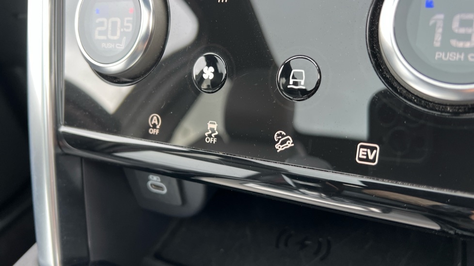 Used Land Rover Discovery Sport 2023 for sale - 76881917: Photo 66