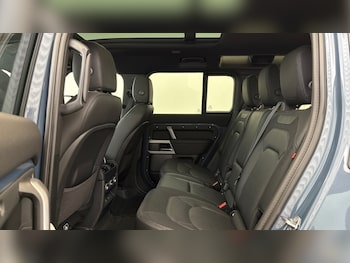 Used Land Rover Defender 2023 for sale - 75534292: Photo