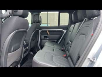 Used Land Rover Defender 2023 for sale - 74720634: Photo