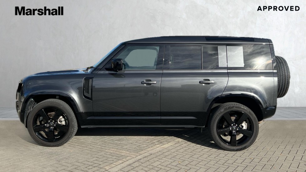 Used Land Rover Defender 2024 for sale - 76597829: Photo 26