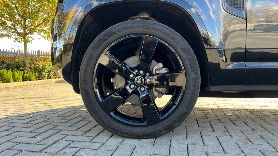 Used Land Rover Defender 2024 for sale - 76597829: Photo 31