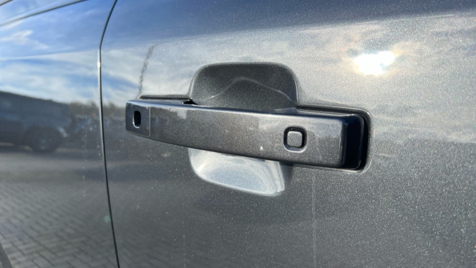 Used Land Rover Defender 2024 for sale - 76597829: Photo 36