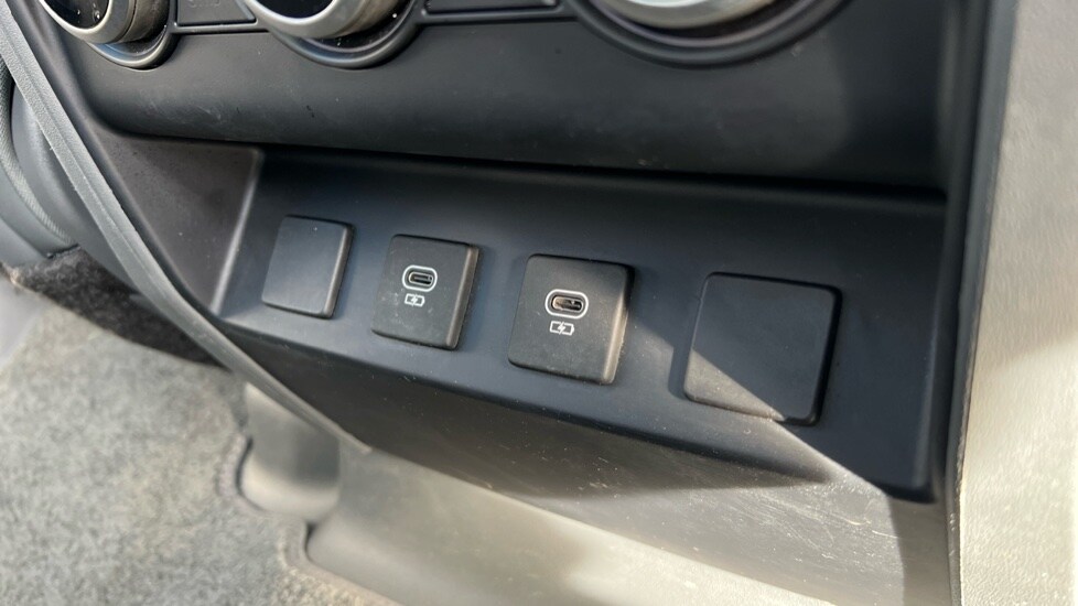 Used Land Rover Defender 2024 for sale - 76597829: Photo 52