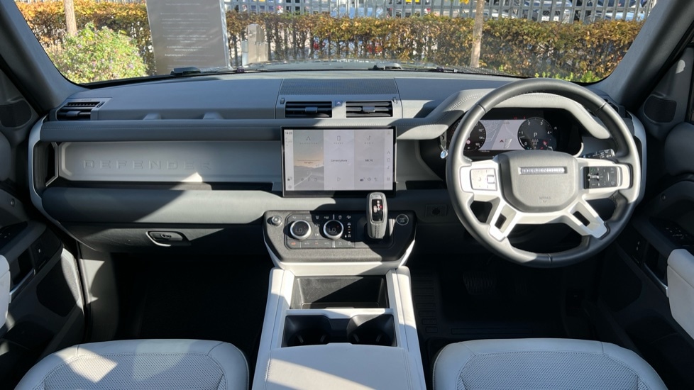 Used Land Rover Defender 2024 for sale - 76597829: Photo 9