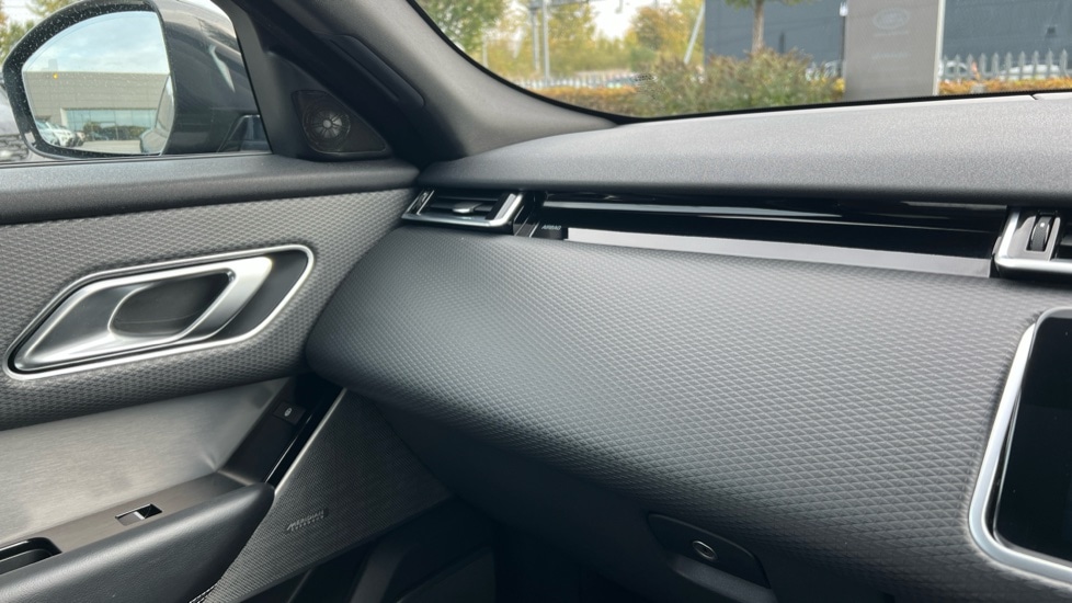 Used Land Rover Range Rover Velar 2018 for sale - 76180214: Photo 23