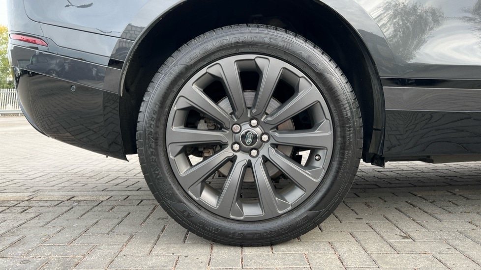 Used Land Rover Range Rover Velar 2018 for sale - 76180214: Photo 32