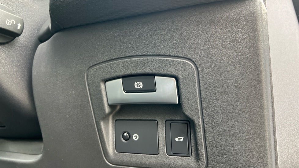 Used Land Rover Range Rover Velar 2018 for sale - 76180214: Photo 44