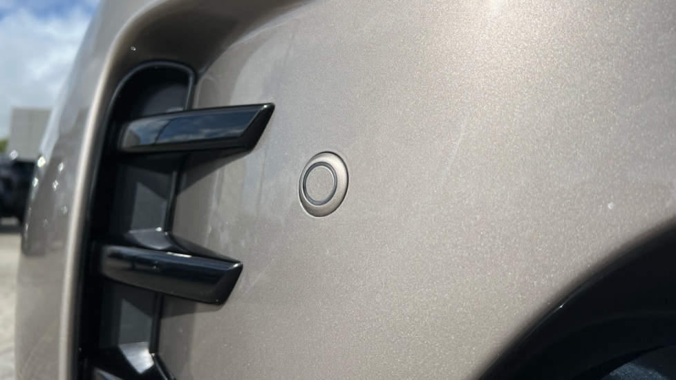 Used Land Rover Discovery 2024 for sale - 76442065: Photo 36