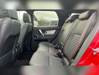 Used Land Rover Discovery Sport 2021 for sale - 76652478: Photo