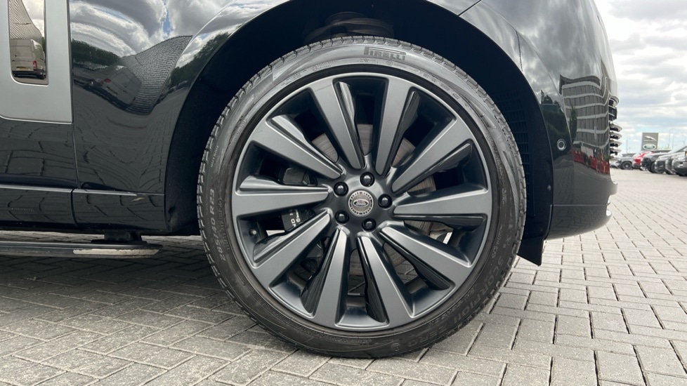 Used Land Rover Range Rover 2023 for sale - 76709603: Photo 8