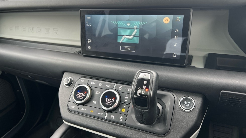 Used Land Rover Defender 2020 for sale - 77079078: Photo 65