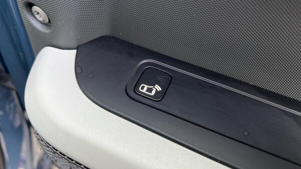 Used Land Rover Defender 2021 for sale - 76338785: Photo 52