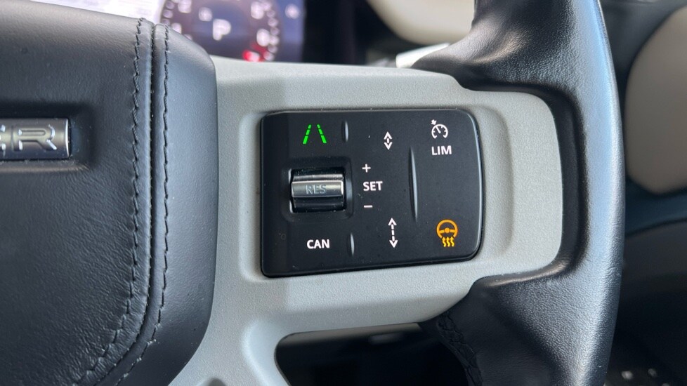 Used Land Rover Defender 2021 for sale - 76338785: Photo 70