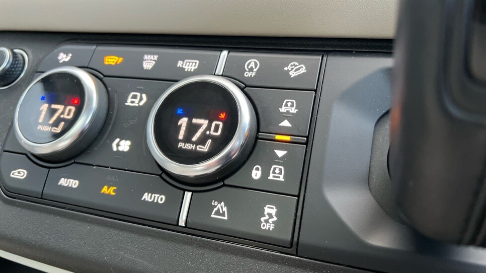 Used Land Rover Defender 2021 for sale - 76338785: Photo 75