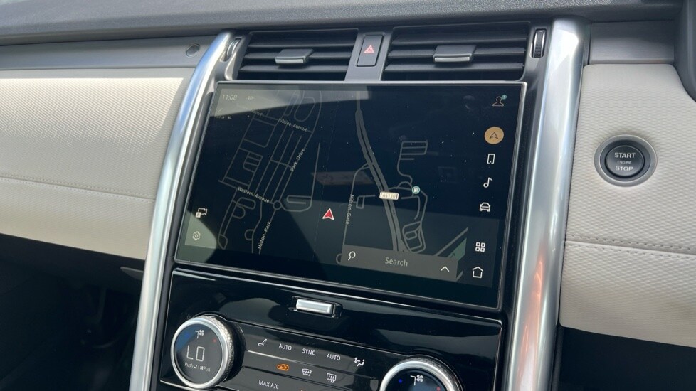 Used Land Rover Discovery 2024 for sale - 76475175: Photo 11