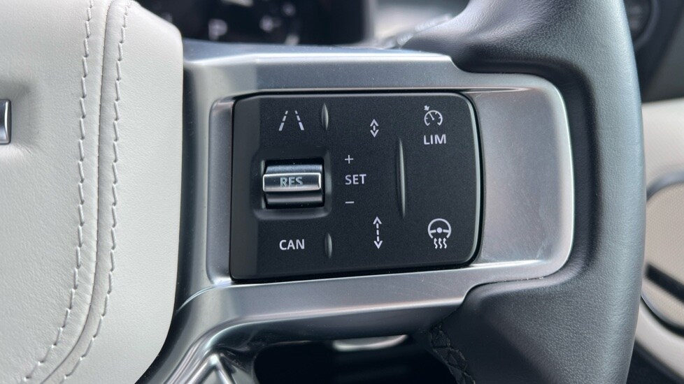 Used Land Rover Discovery 2024 for sale - 76475175: Photo 73