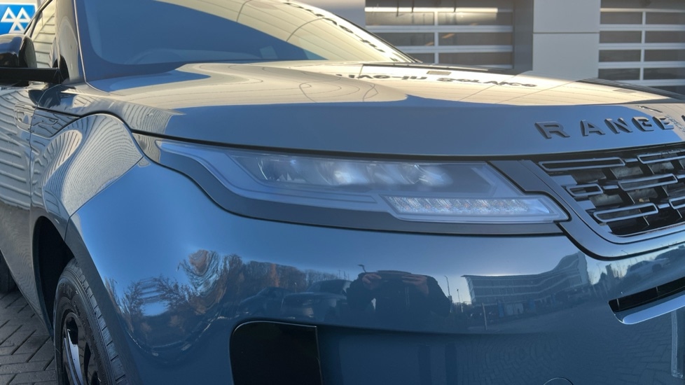 Used Land Rover Range Rover Evoque 2025 for sale - 76915107: Photo 17