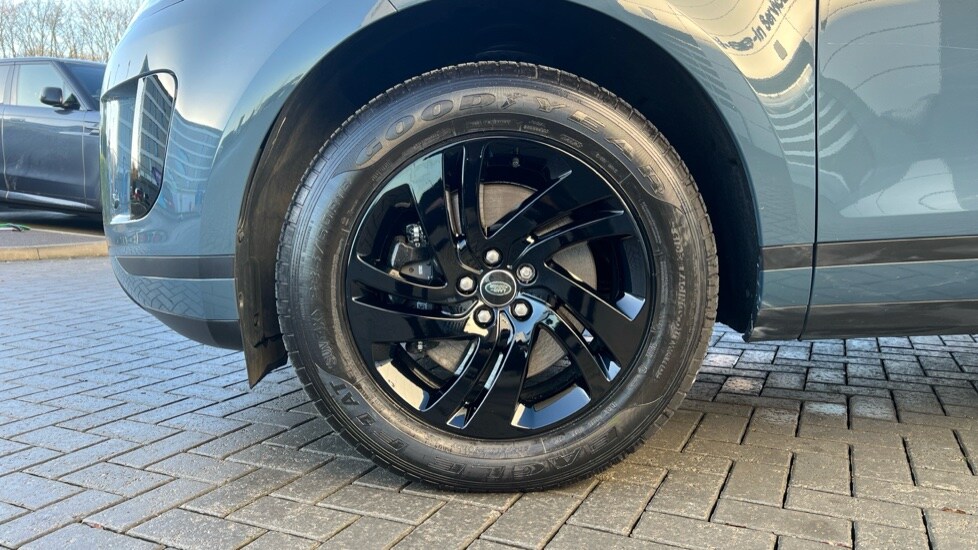 Used Land Rover Range Rover Evoque 2025 for sale - 76915107: Photo 31