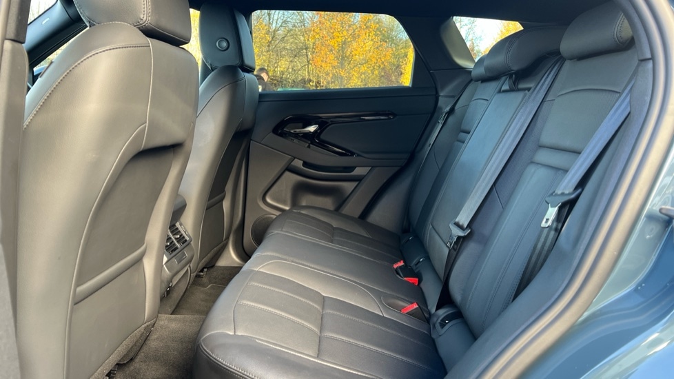 Used Land Rover Range Rover Evoque 2025 for sale - 76915107: Photo 4