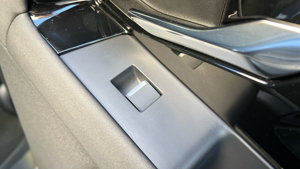 Used Land Rover Range Rover Evoque 2025 for sale - 76915107: Photo 44