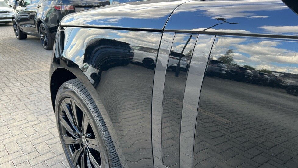 Used Land Rover Range Rover 2025 for sale - 76609697: Photo 20