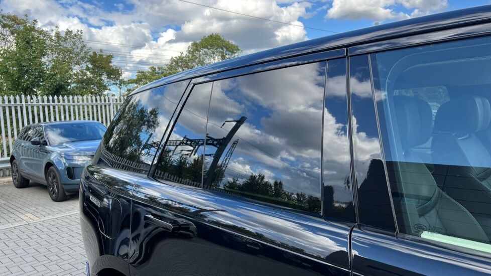 Used Land Rover Range Rover 2025 for sale - 76609697: Photo 24