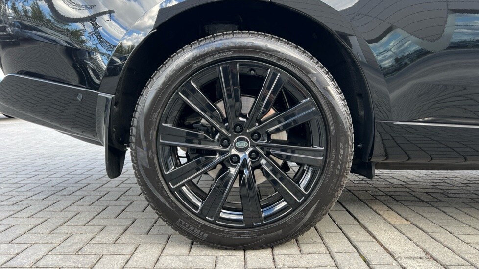 Used Land Rover Range Rover 2025 for sale - 76609697: Photo 32