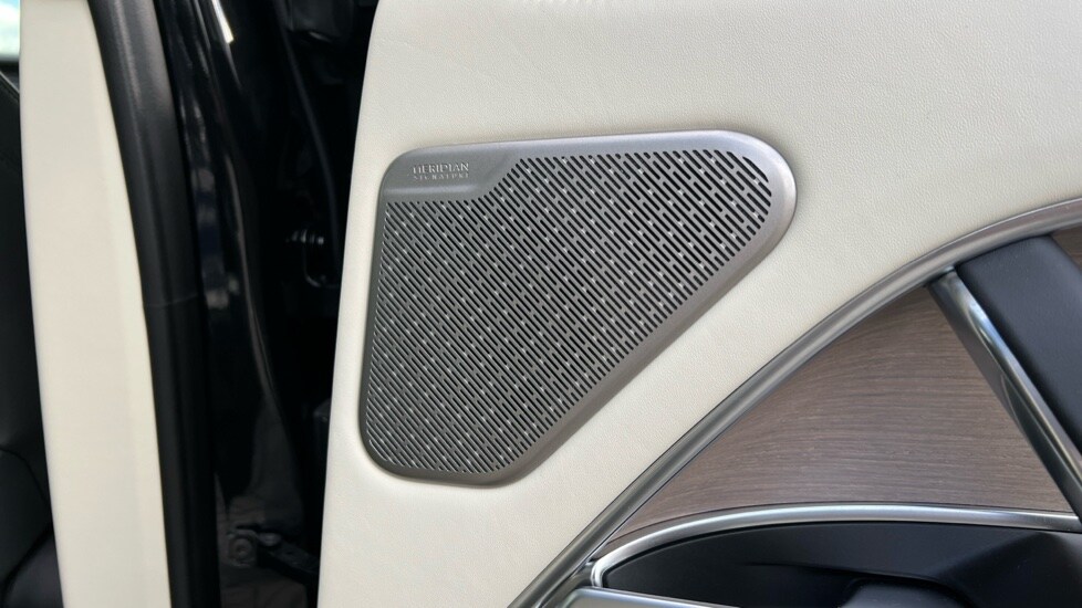 Used Land Rover Range Rover 2025 for sale - 76609697: Photo 48