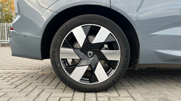 Used Volvo XC60 2024 for sale - 76139997: Photo 19