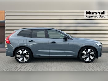 Used Volvo XC60 2024 for sale - 76139997: Photo 2