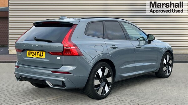 Used Volvo XC60 2024 for sale - 76139997: Photo 3