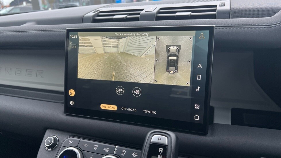 Used Land Rover Defender 2021 for sale - 76773218: Photo 12